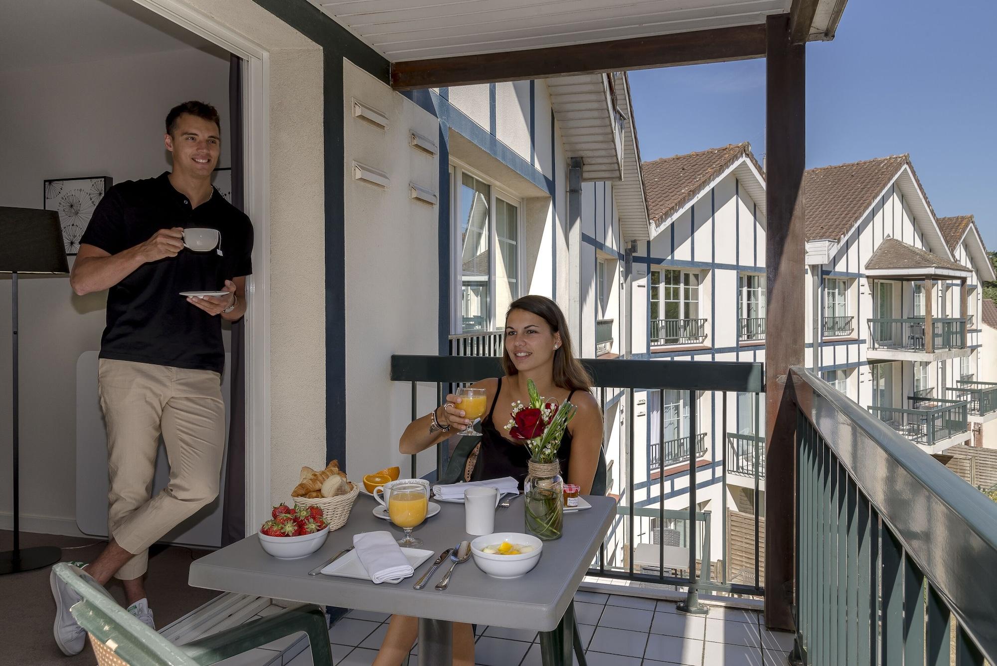 Najeti Hôtel du Parc Hardelot-Plage Exterior foto